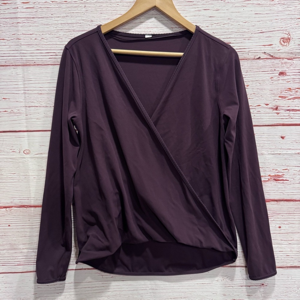 Lululemon Full Freedom Long Sleeve in Black Cherry Sz 10 - Picture 4 of 10